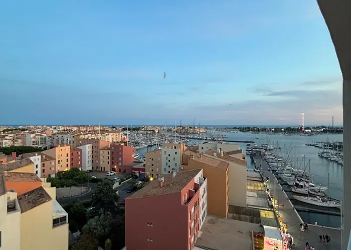 Centre Port,vue Panoramique,clim,balcon,wifi Apartamento