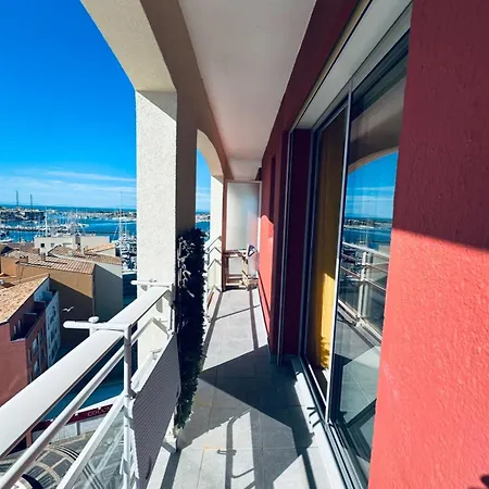 Appartement Centre Port,vue Panoramique,clim,balcon,wifi